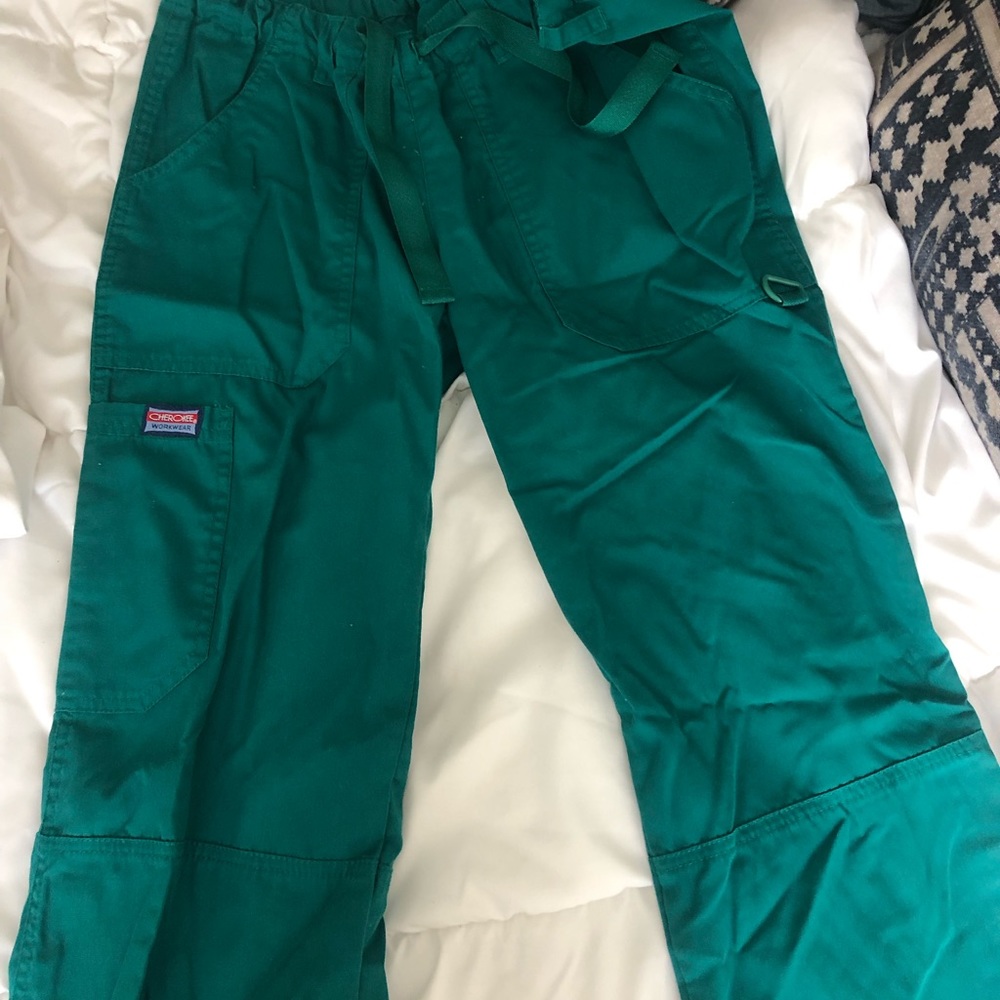 Cherokee evergreen scrub pants, worn once, XS
